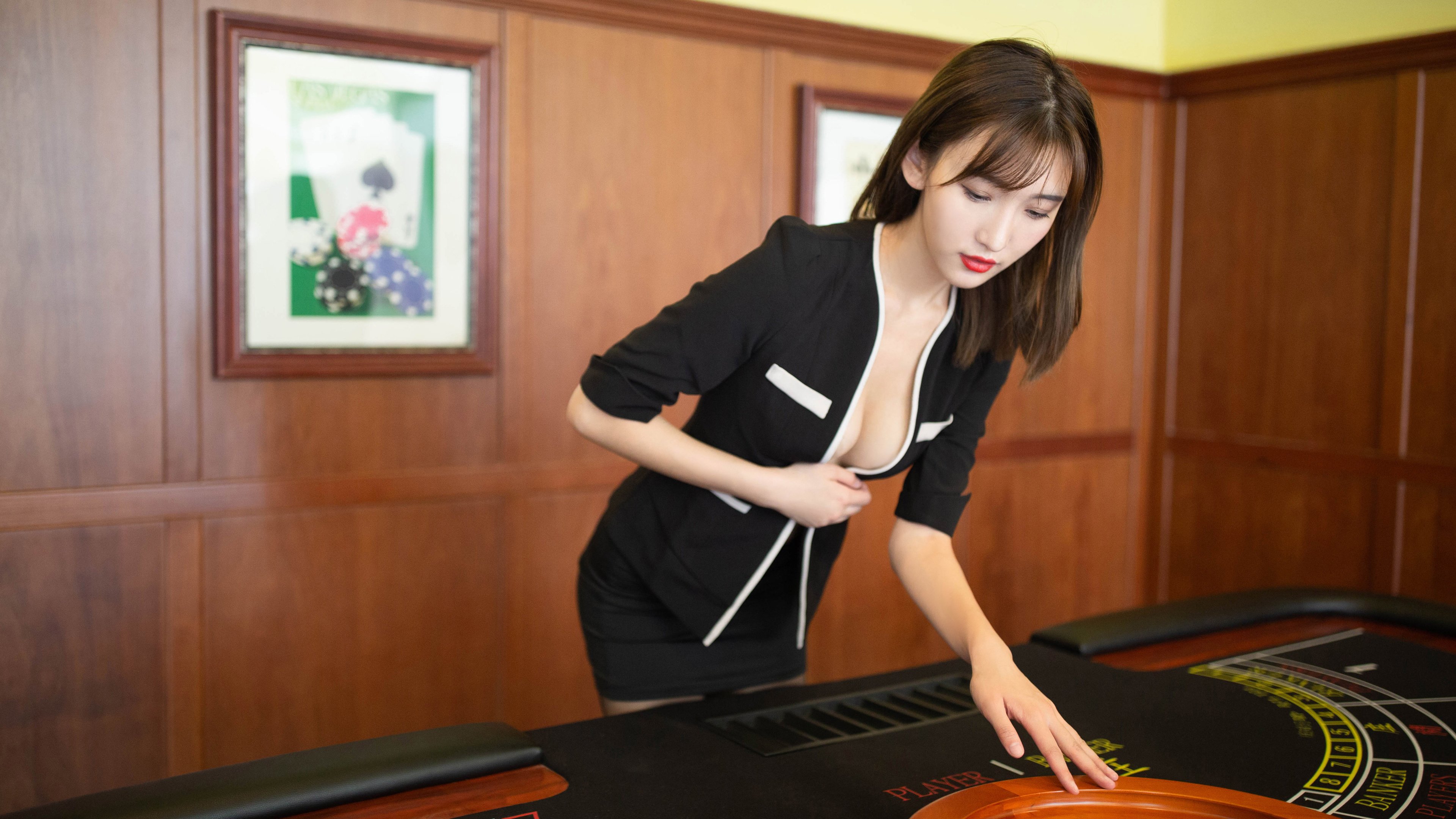 法兰克福2-0沙尔克,乔奥马和洛塞尔斯终场破门,法兰克福对沙尔克直播