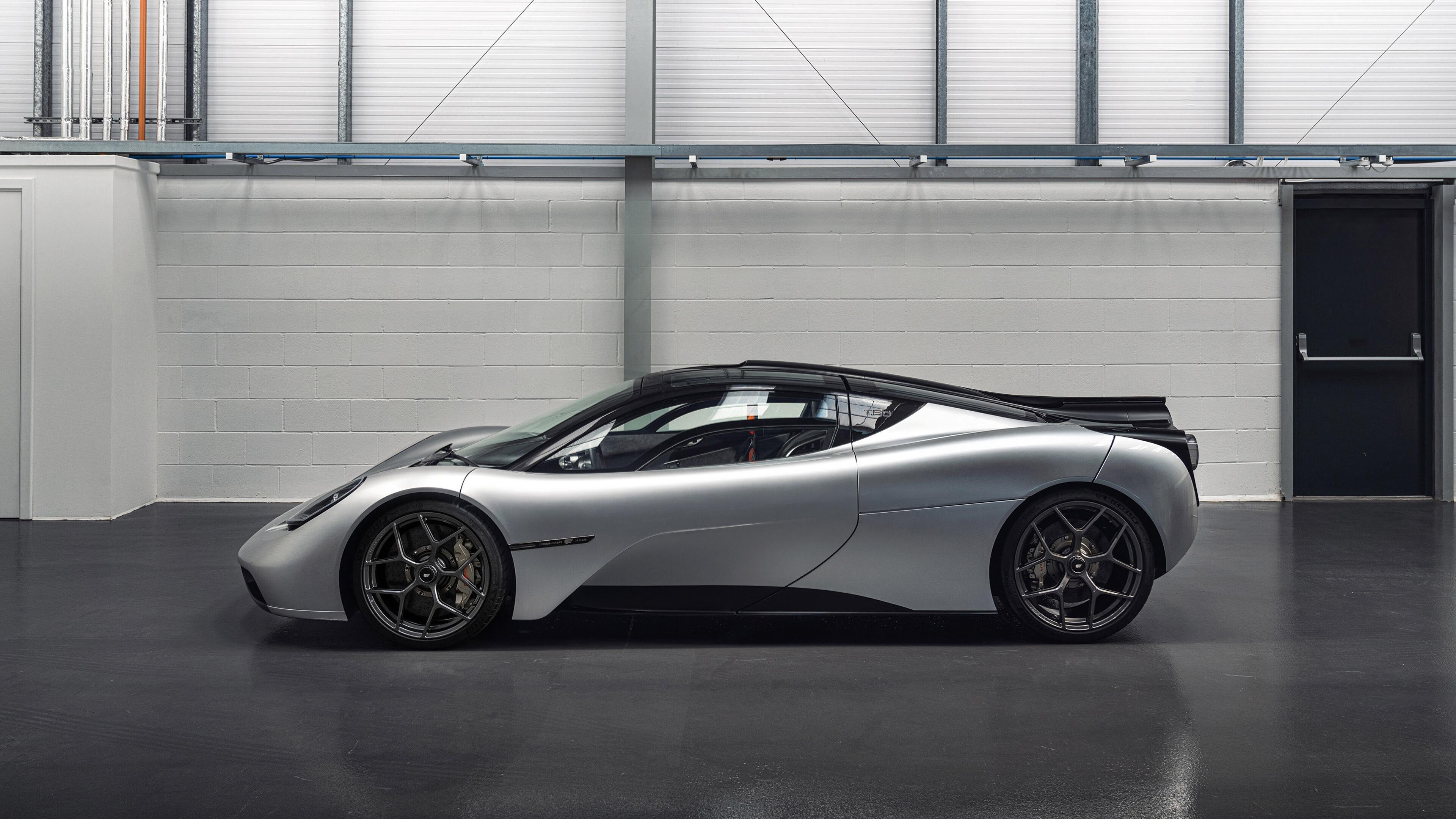 上海海港俱乐部管理层调整，上海海港足球俱乐部_4名新援亮相全力备战新赛季