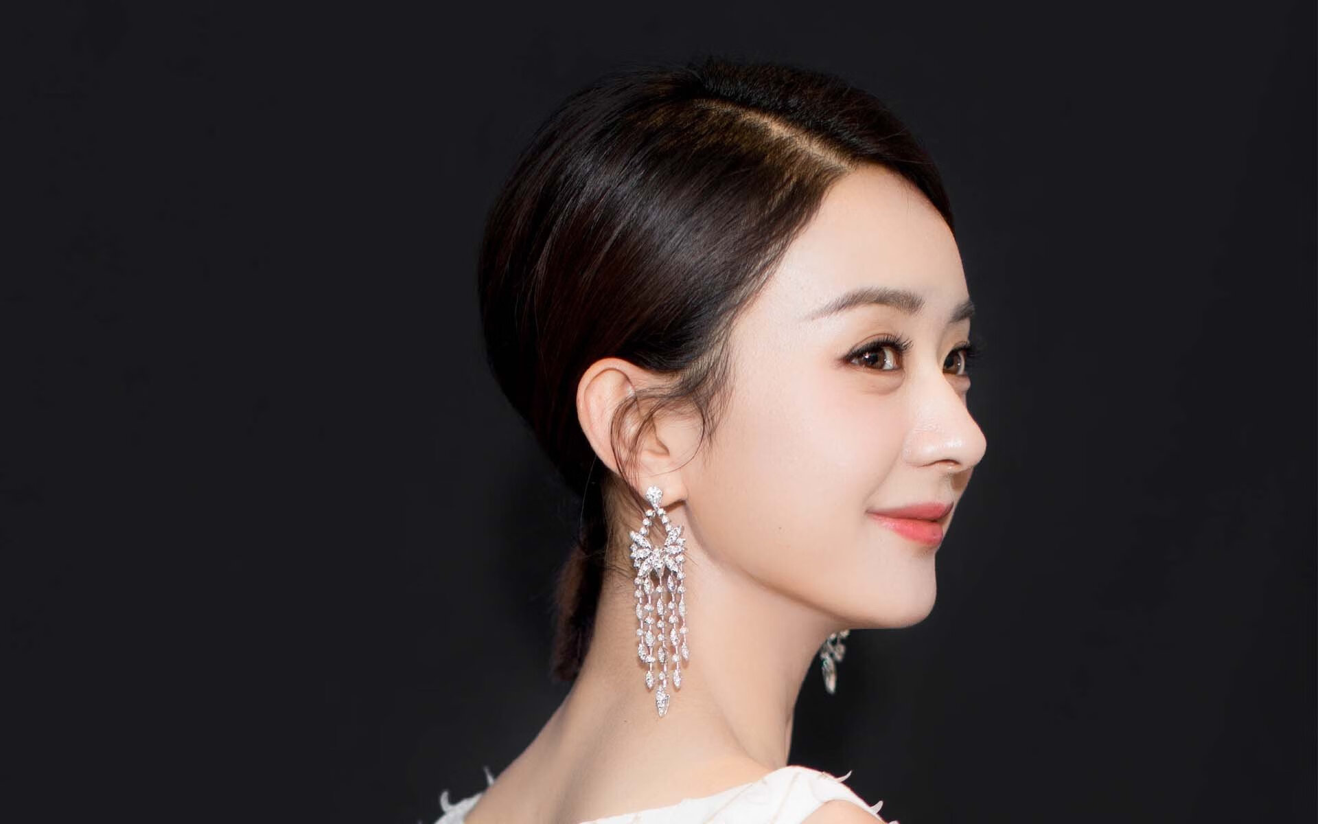 AYX体育官网-阿尔德斯上演客场逆转好戏，连续两场打破对手心态，士气正旺，阿尔德里奇 百科